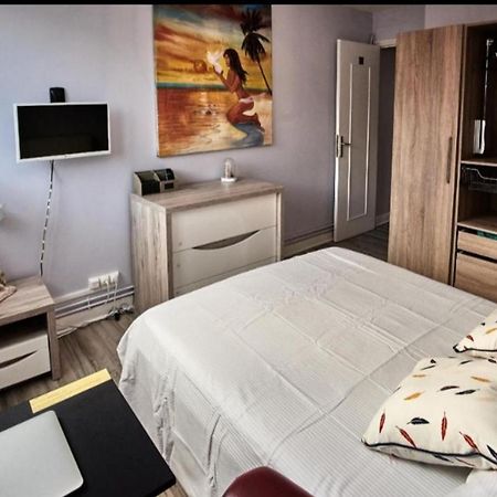 Chambres A Louer Dans Appartement Balcon - Wifi - Parking Gratuit Невер Екстер'єр фото