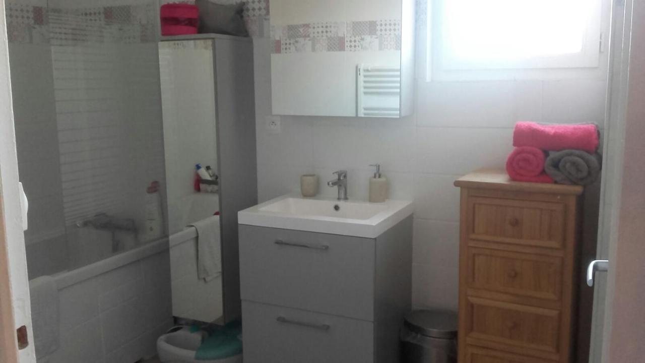 Chambres A Louer Dans Appartement Balcon - Wifi - Parking Gratuit Невер Екстер'єр фото