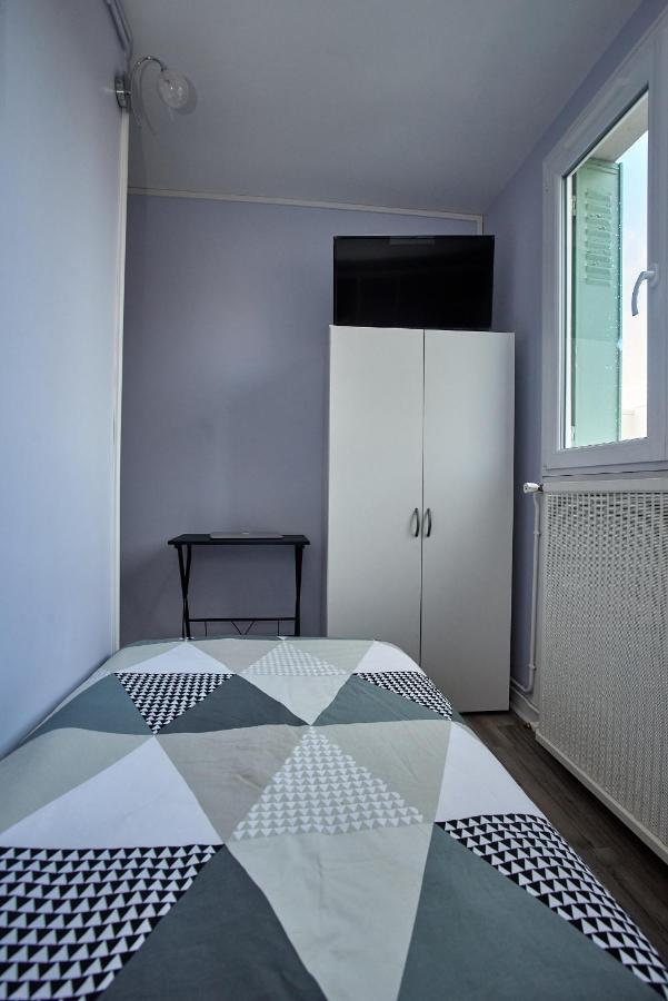 Chambres A Louer Dans Appartement Balcon - Wifi - Parking Gratuit Невер Екстер'єр фото